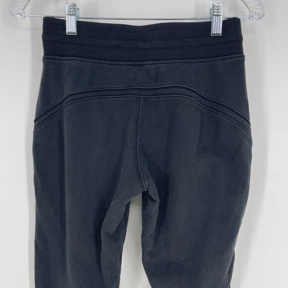 Lululemon Warm Down Jogger II Black Size 4 First Release - Picture 6 of 13